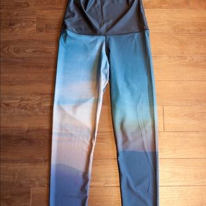 EMILY HSU • mountain legging